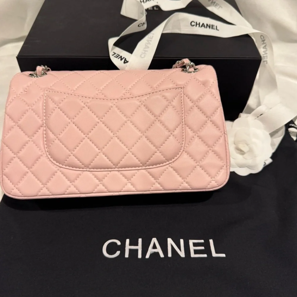 Pink Quilted Women Bag - Picture 6 of 10